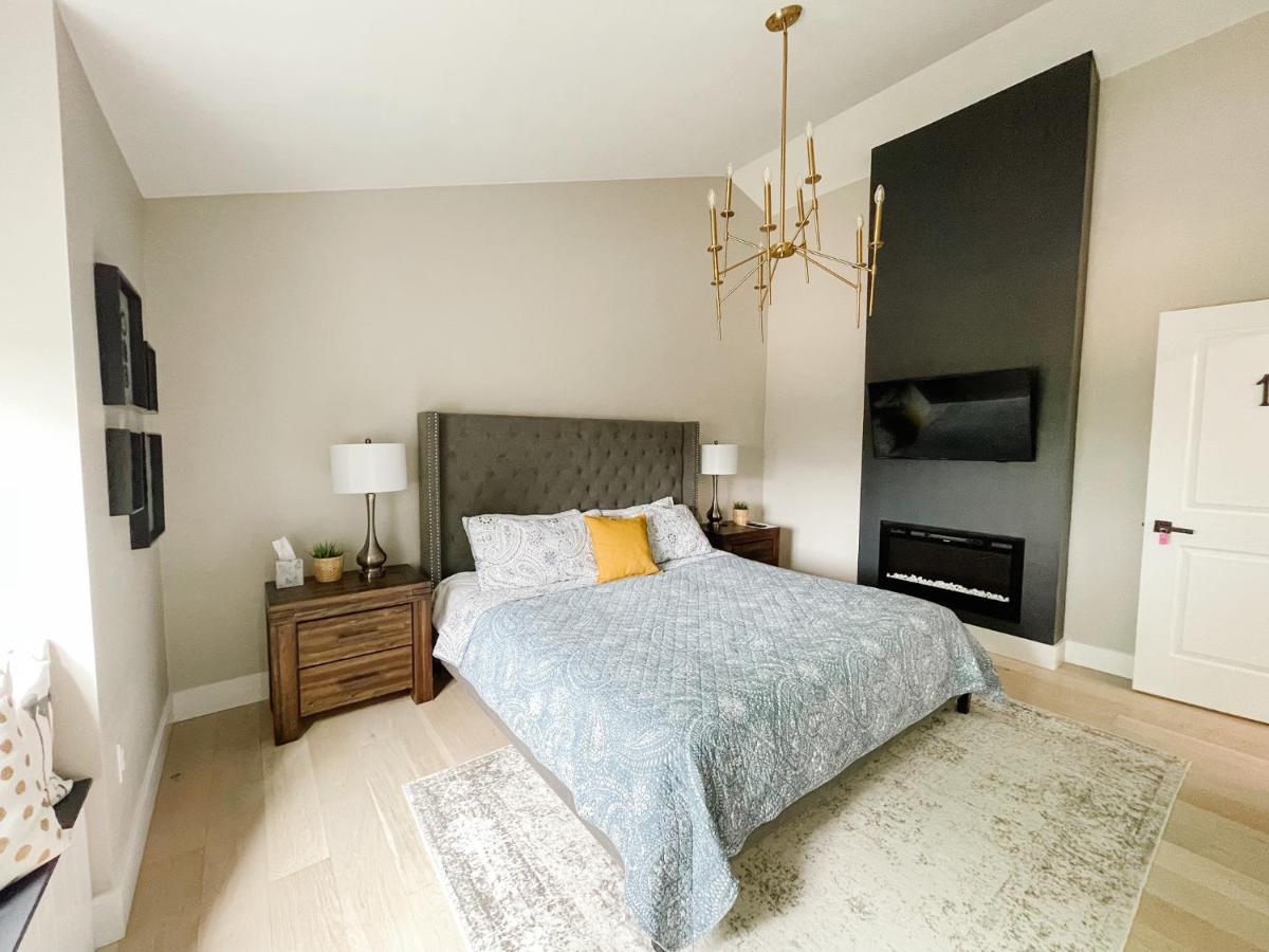 Inn On King Bed & Breakfast Niagara-on-the-Lake Bagian luar foto