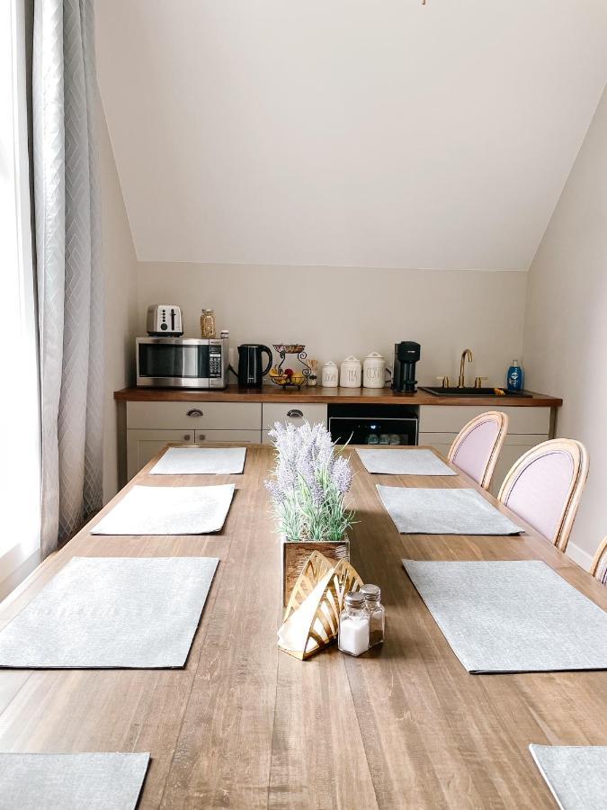 Inn On King Bed & Breakfast Niagara-on-the-Lake Bagian luar foto